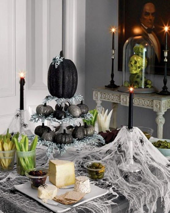 Halloween Decorating Party Ideas
 43 Cool Halloween Table Décor Ideas DigsDigs