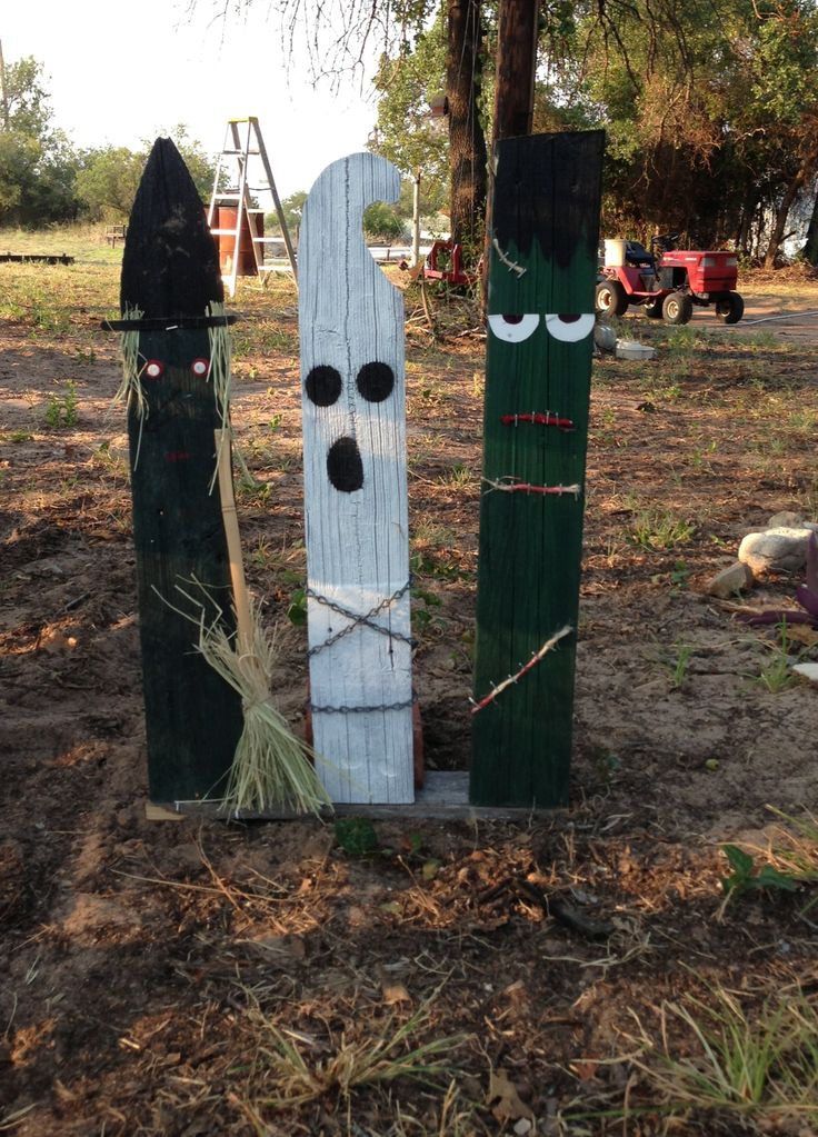 Halloween Fence Decorations
 32 best images about Fence picket projects on Pinterest