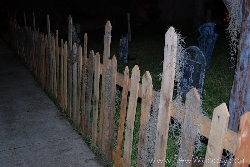 Halloween Fence Decorations
 Material Handling DIY Halloween Costumes and Decorations