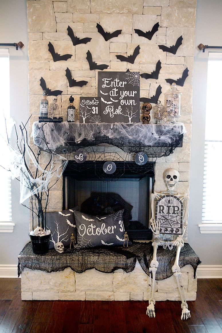 Halloween Fireplace Decorations
 70 Great Halloween Mantel Decorating Ideas DigsDigs