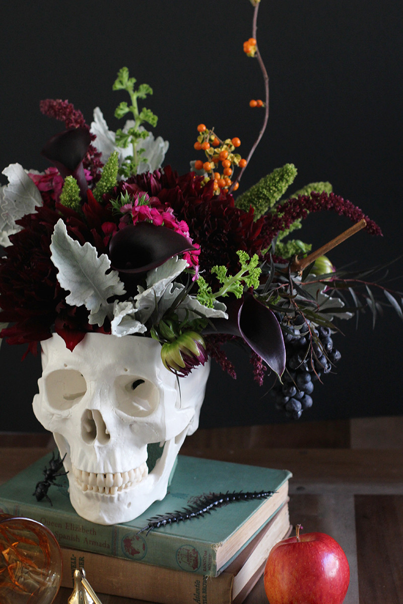 Halloween Flower Arrangement
 DIY Floral Skull Centerpiece – HonestlyYUM