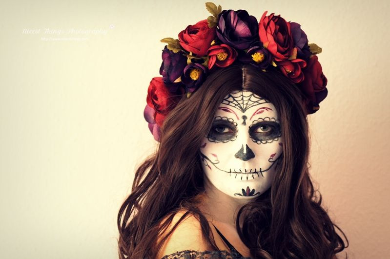 Halloween Flower Crown
 Dia De los Muertos Sugar Skull MakeUp & DIY Blumenkranz