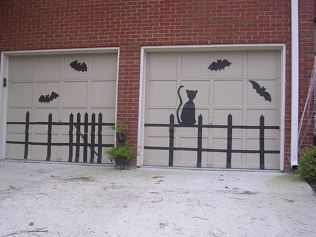 Halloween Garage Door
 25 best ideas about Halloween garage door on Pinterest