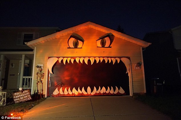 Halloween Garage Door
 video shows Ohio woman s Halloween themed garage