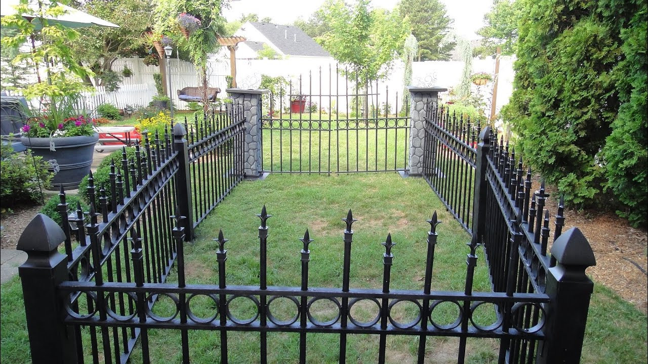 Halloween Graveyard Fence
 Cemetery Fence for Halloween