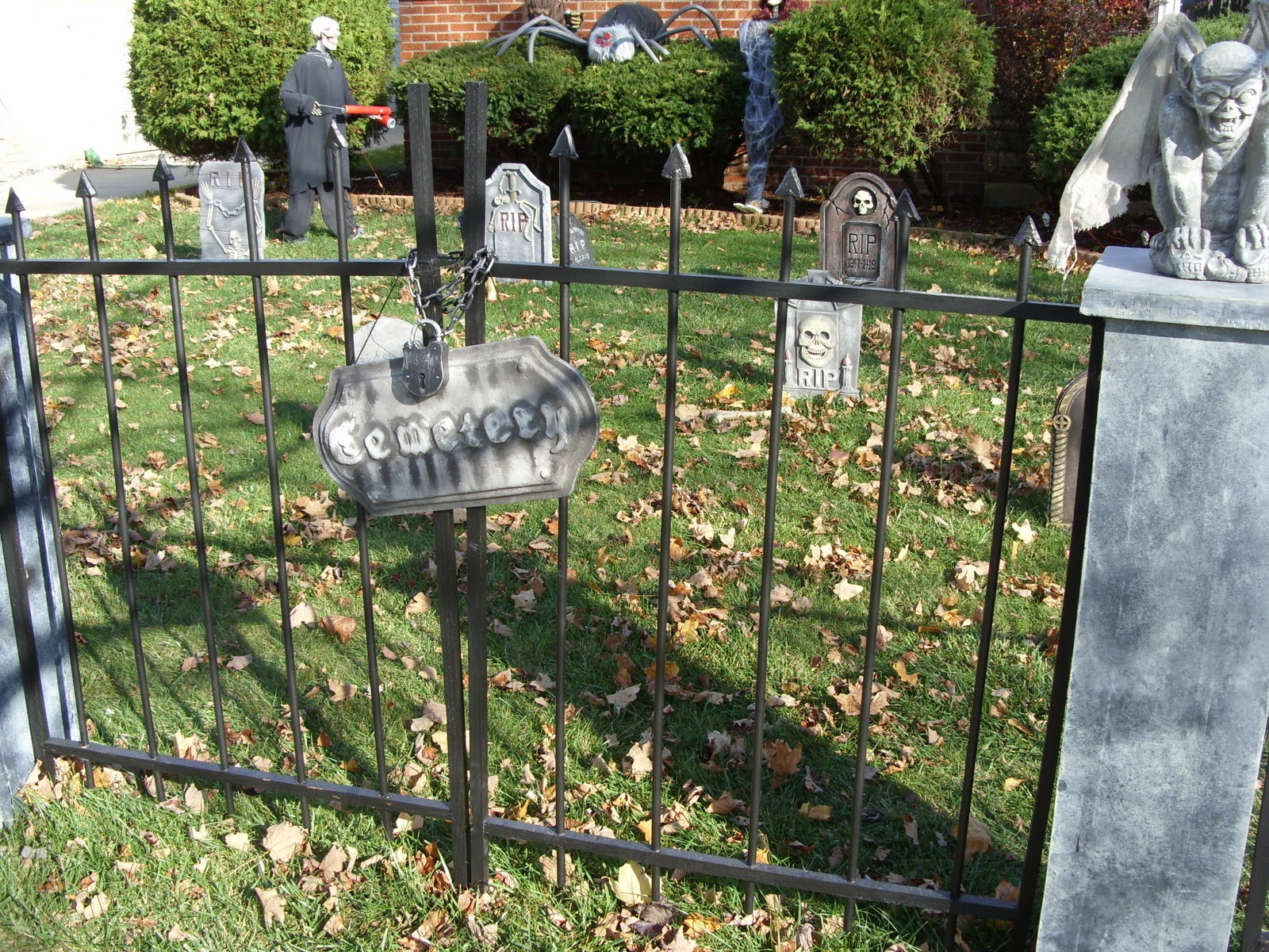 Halloween Graveyard Fence
 Halloween Cemetery Fence