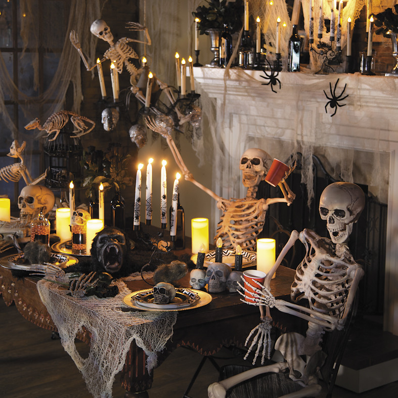 Halloween House Party Ideas
 Set the Scene for a Haunted Mansion Halloween Party