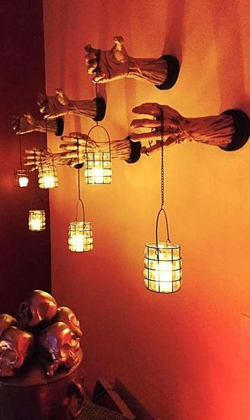 Halloween Lamp Post Decorations
 Scare Your Guests with These Spooky Halloween Lamps I