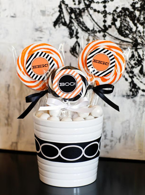 Halloween Party Bags Ideas
 Halloween Party Favor and Treat Bag 2012 Ideas from HGTV
