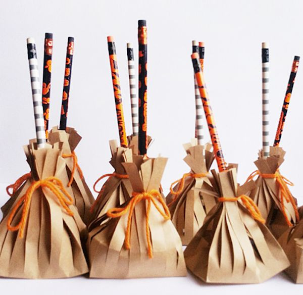 Halloween Party Bags Ideas
 16 Halloween Treat Bag Ideas [and Boxes Too