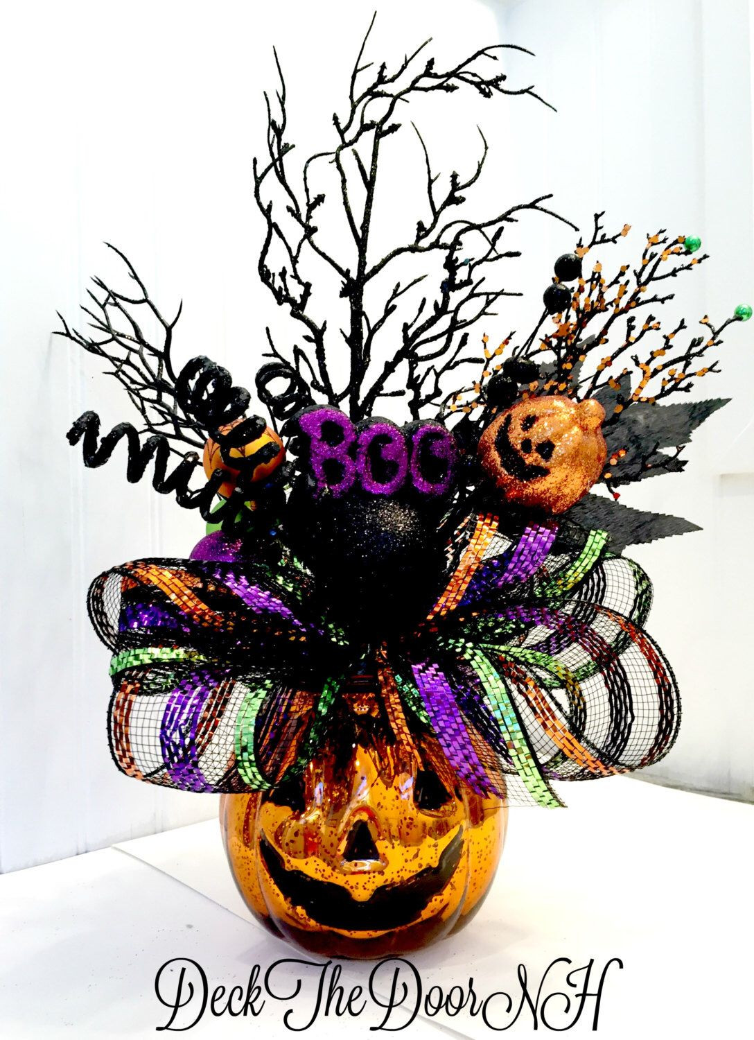 Halloween Party Centerpieces Ideas
 Pumpkin arrangement Halloween arrangement deco mesh