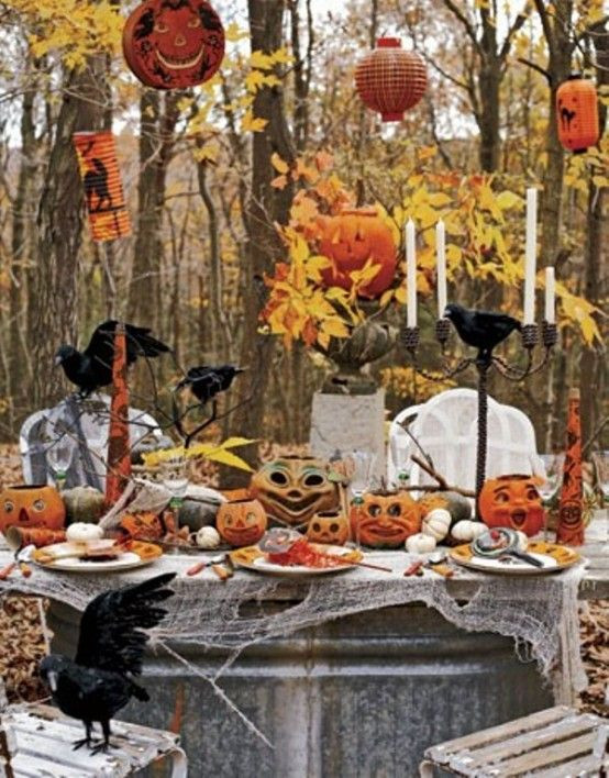 Halloween Party Decor Ideas
 20 Ideas for Halloween Table Decoration