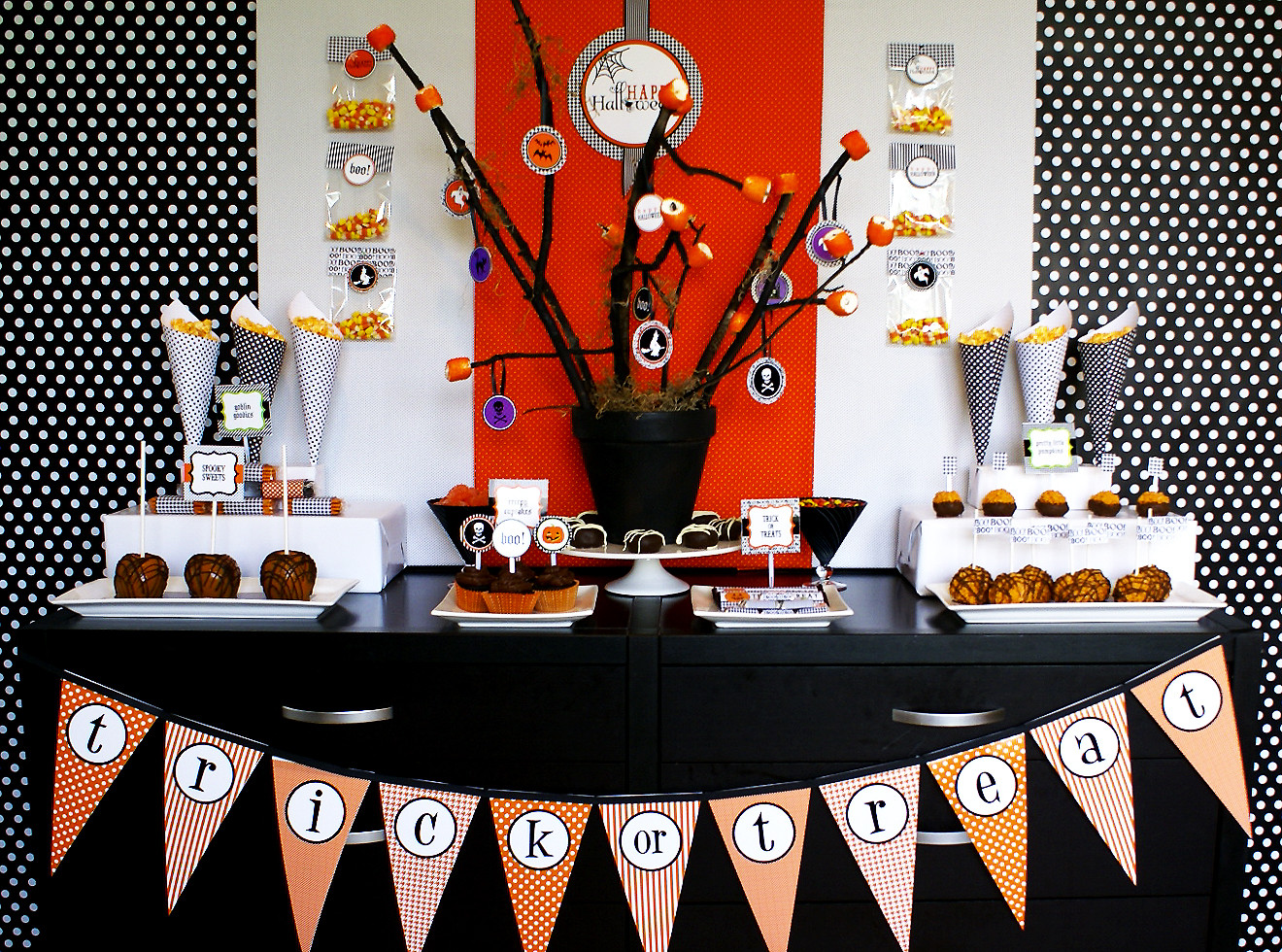 Halloween Party Decoration Ideas
 Happy Halloween Collection & Free Printable Anders Ruff