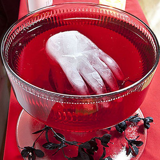 Halloween Party Punch Ideas
 Spooky Halloween Punch Recipes and Drink Ideas