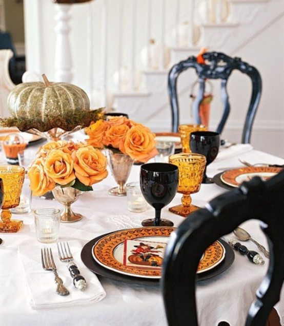 Halloween Table Decorations
 Cool And Spooky Halloween Table Decorations