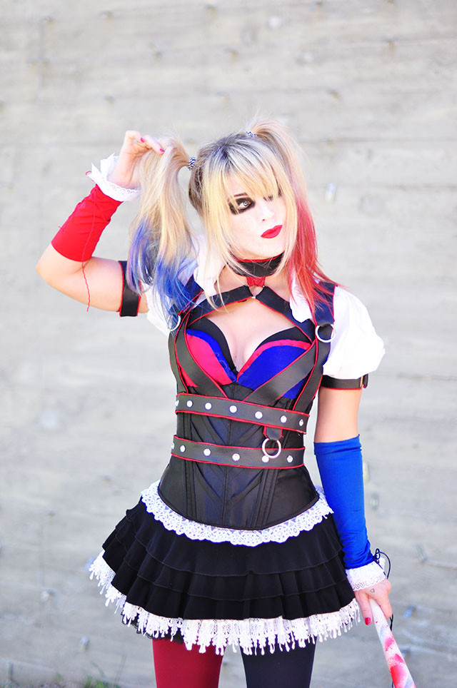Harley Quinn Costume Ideas DIY
 DIY Harley Quinn Costume – Arkham Knight Corset
