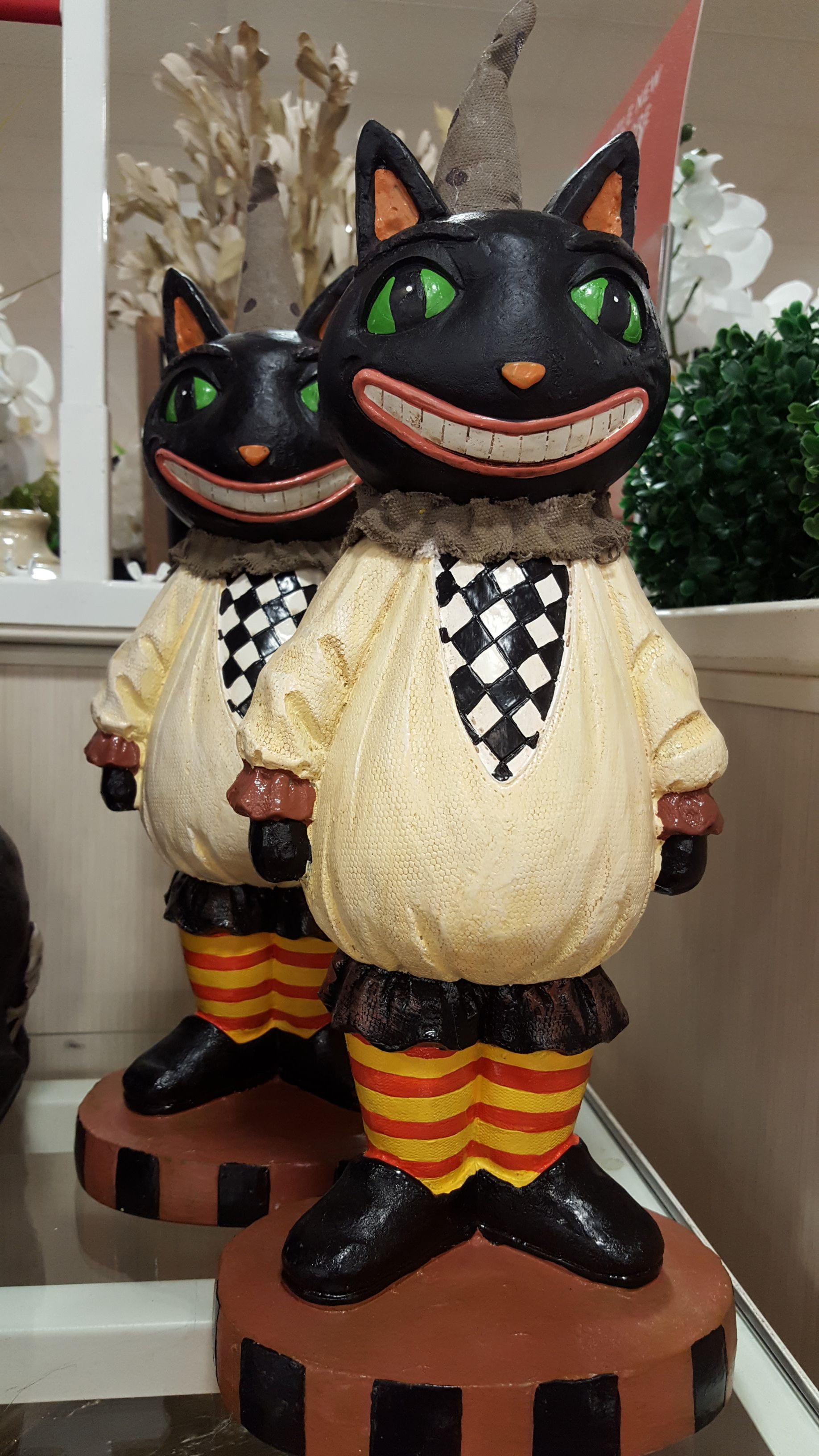 Home Goods Halloween Decor
 These well dressed vintage inspired cats are part of the