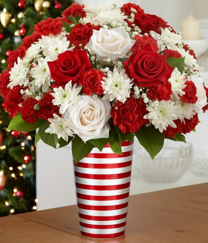 Homemade Christmas Flower Arrangements
 Best 25 Christmas floral arrangements ideas on Pinterest