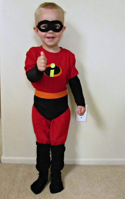 Incredibles Costume DIY
 Chadwicks Picture Place Incredibles Costume