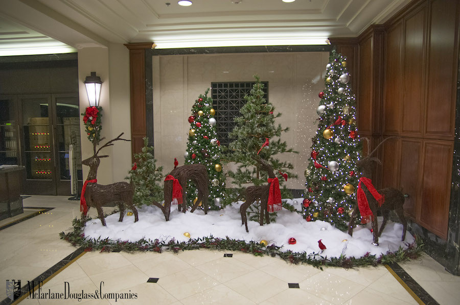 Indoor Christmas Reindeer Decorations
 Indoor Holiday Display s