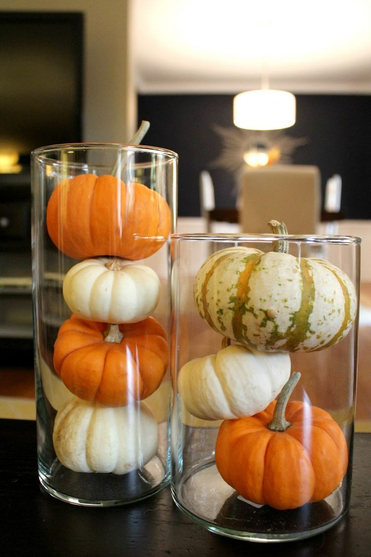 Inexpensive Thanksgiving Table Decorations
 25 best ideas about Cheap Thanksgiving Decorations on