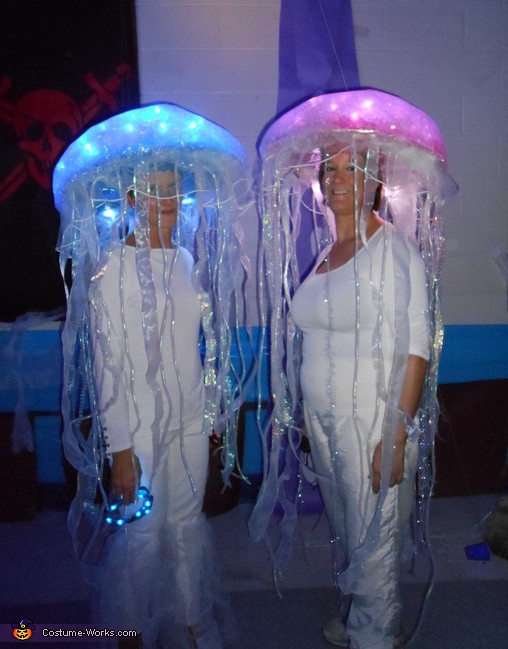 Jellyfish Costume DIY
 DIY Jellyfish Costumes Costume Works