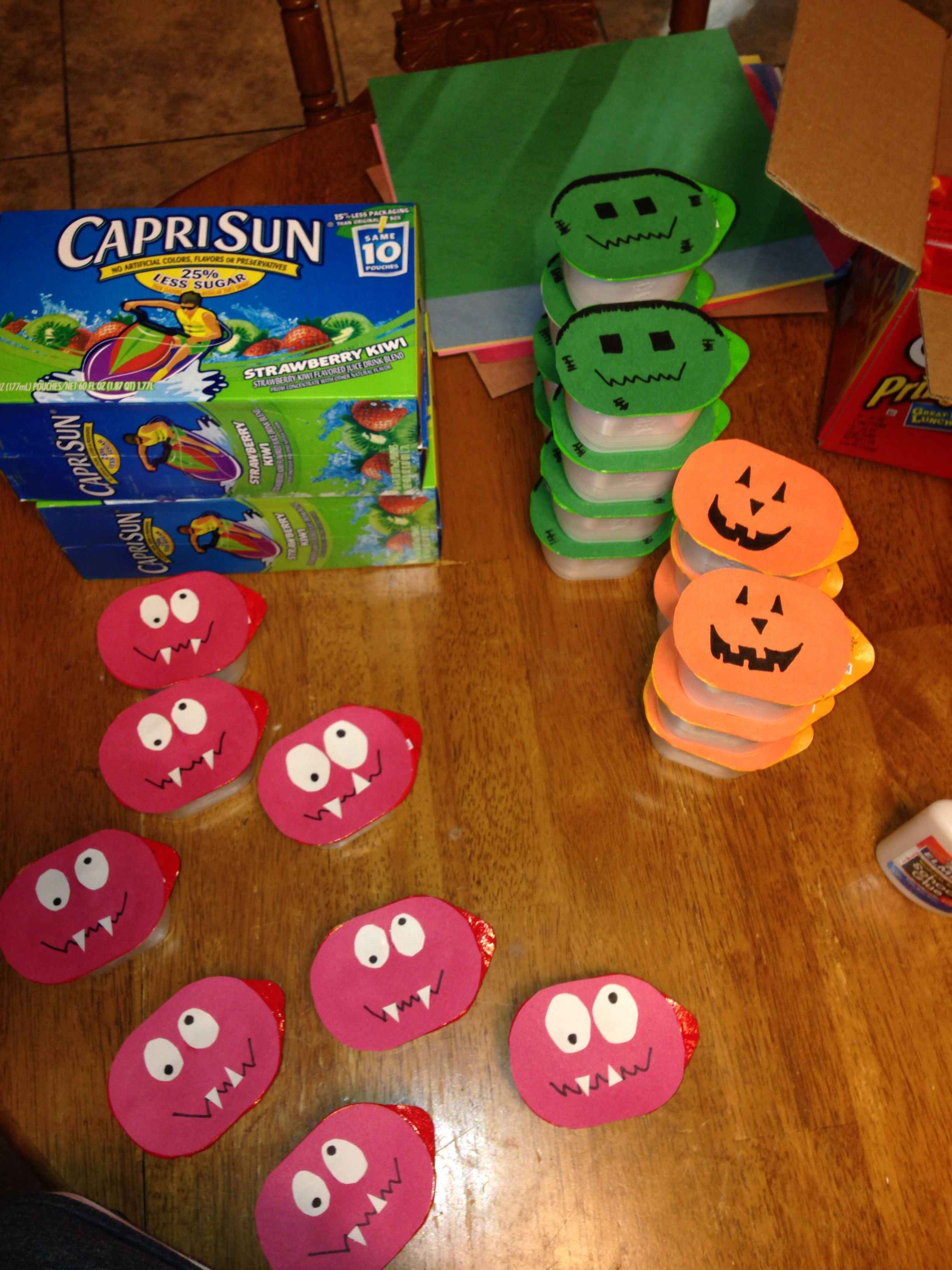 Kindergarten Halloween Party Ideas
 Casen s Preschool Snacks Halloween Individual Pringles