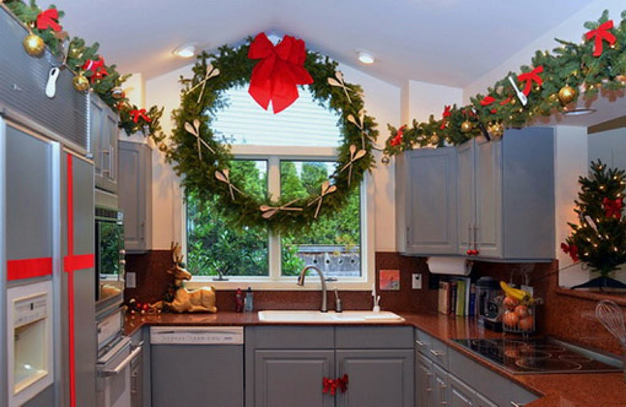 Kitchen Cabinet Christmas Decorating Ideas
 Decorate windows for christmas kitchen cabinet decor