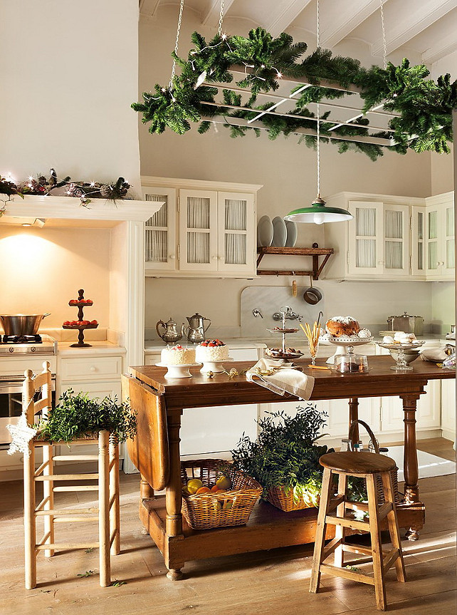 Kitchen Christmas Decor
 Cottage Kitchens for Christmas