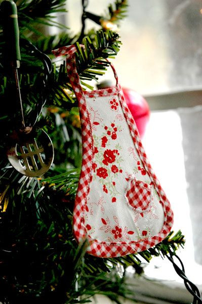 Kitchen Christmas Ornament
 Mini apron ornament for the kitchen Christmas tree