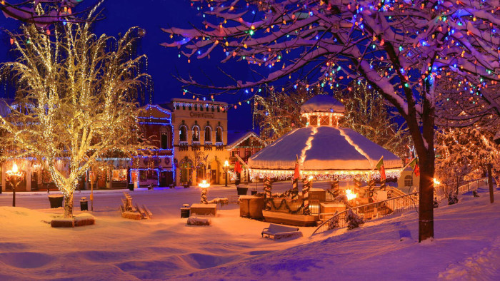 Leavenworth Christmas Lighting
 Christmas Towns In Washington