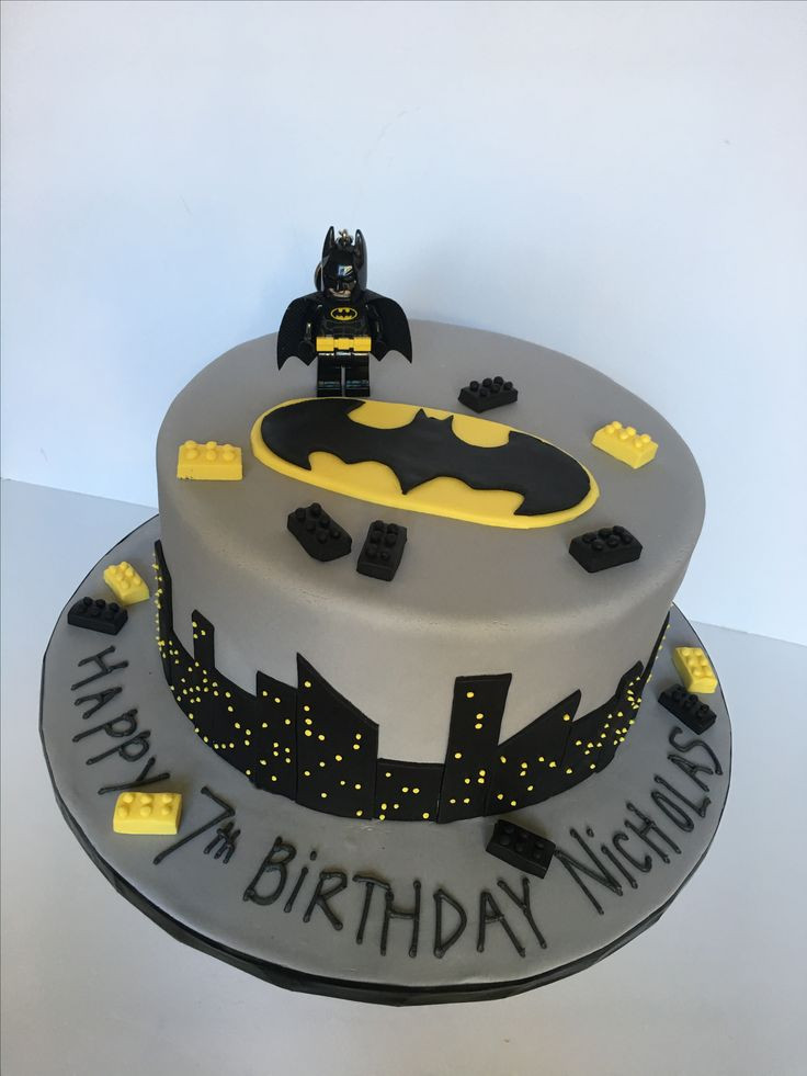 Lego Batman Birthday Cake
 Best 25 Lego batman cakes ideas on Pinterest