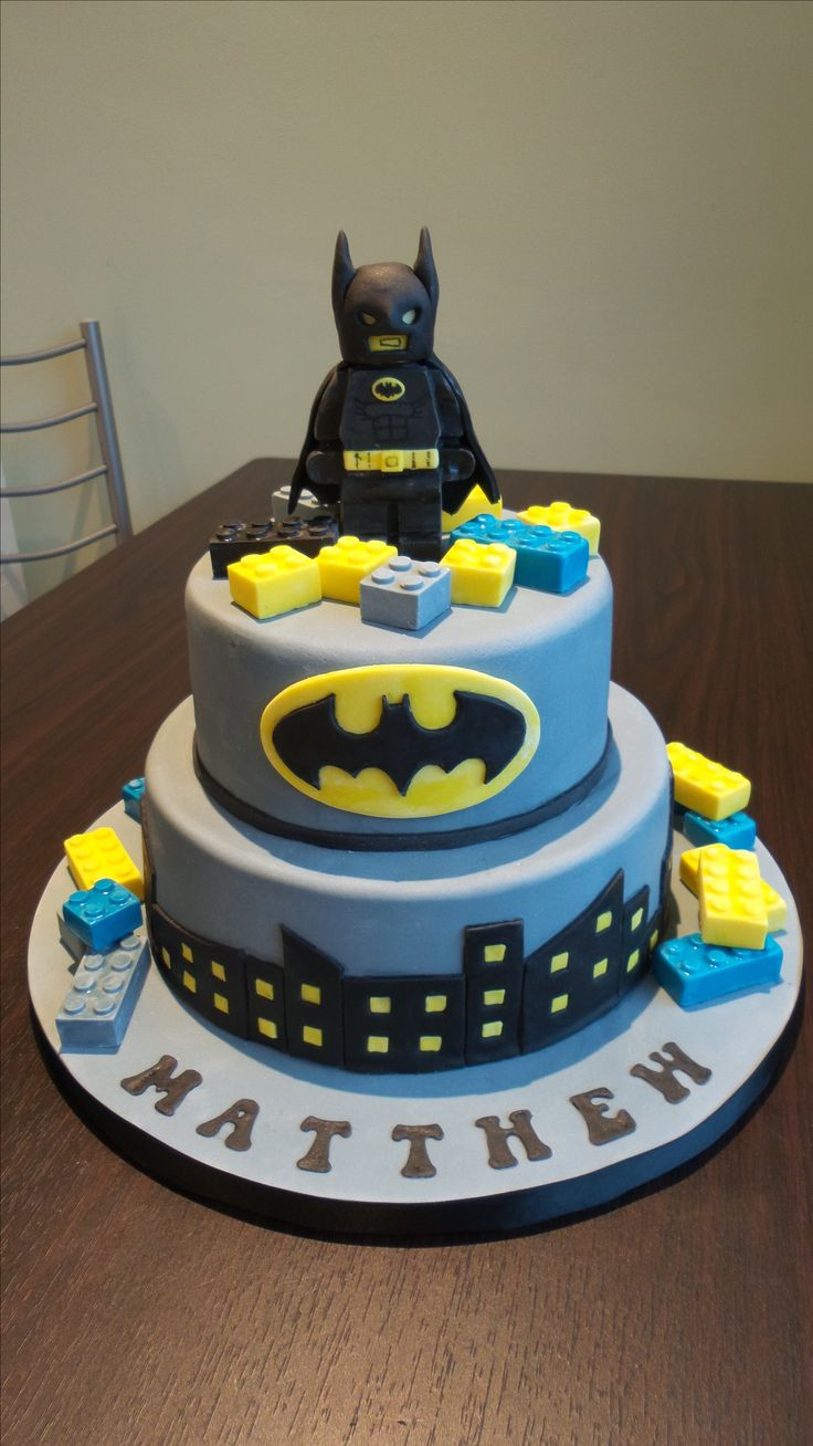 Lego Batman Birthday Cake
 25 best ideas about Lego batman cakes on Pinterest