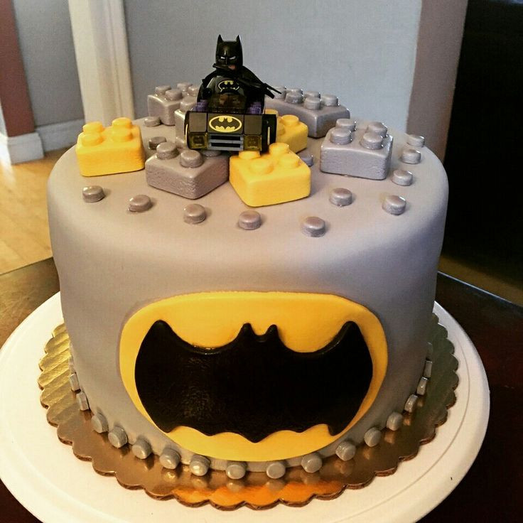 Lego Batman Birthday Cake
 Best 20 Lego batman cakes ideas on Pinterest