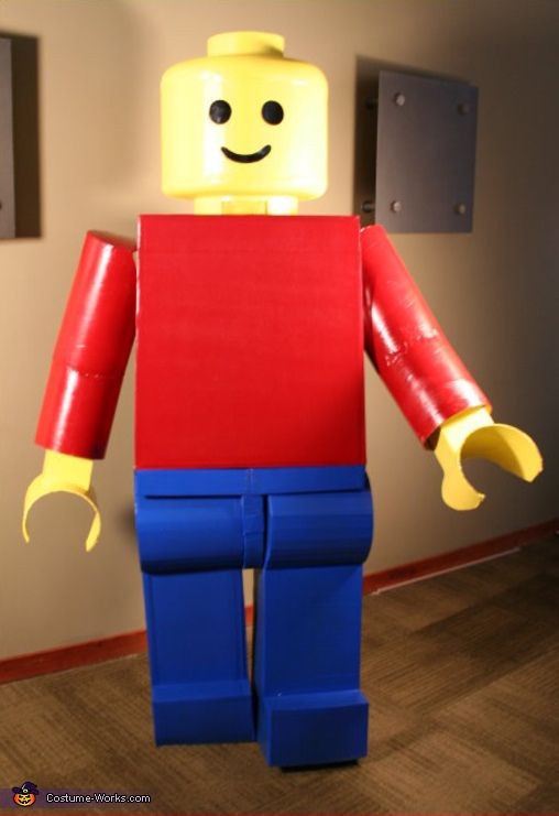 Lego Costume DIY
 Best 25 Lego man costumes ideas on Pinterest