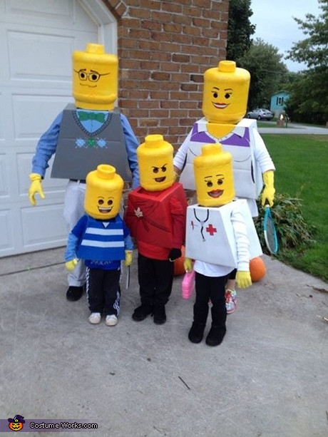Lego Costume DIY
 50 Creative Family Costume Ideas