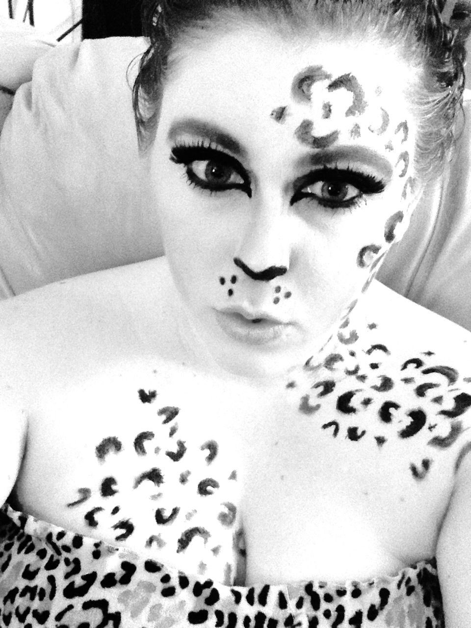 Leopard Costume DIY
 Snow leopard spots for Halloween diy cute kitty all you