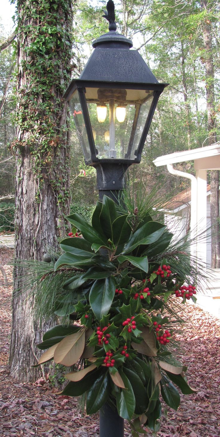 Lighted Outdoor Christmas Lamp Post
 25 best Lamp post ideas on Pinterest
