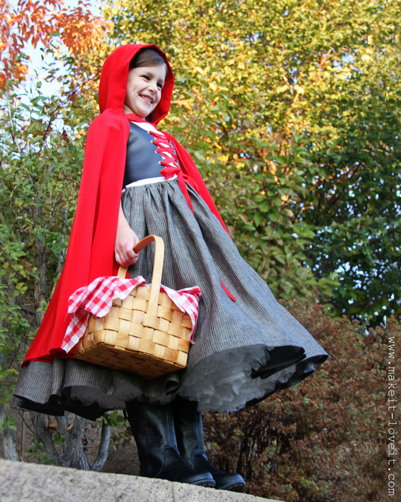 Little Red Riding Hood Costume DIY
 25 creative DIY costumes for girls