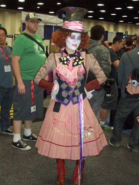 Mad Hatter Costume DIY
 Best 25 Female Mad Hatter Costume ideas on Pinterest