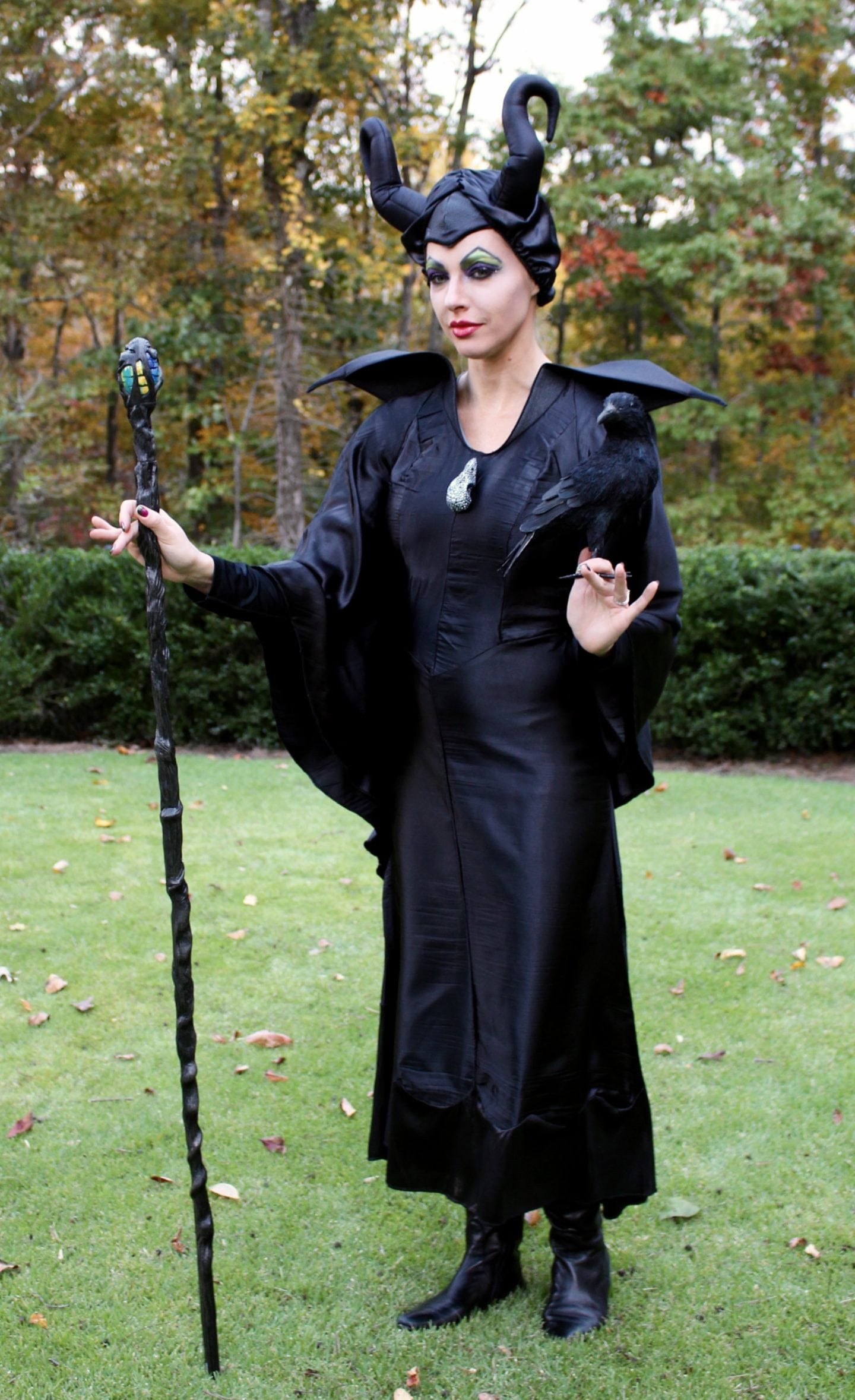 Maleficent DIY Costume
 Diy Maleficent costume & Maleficent makeup tutorial