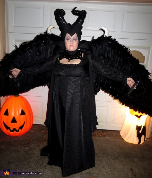Maleficent DIY Costume
 Awesome DIY Maleficent Costume