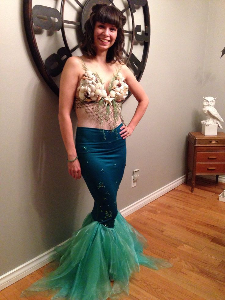 Mermaid DIY Costume
 Best 25 Homemade mermaid costumes ideas on Pinterest