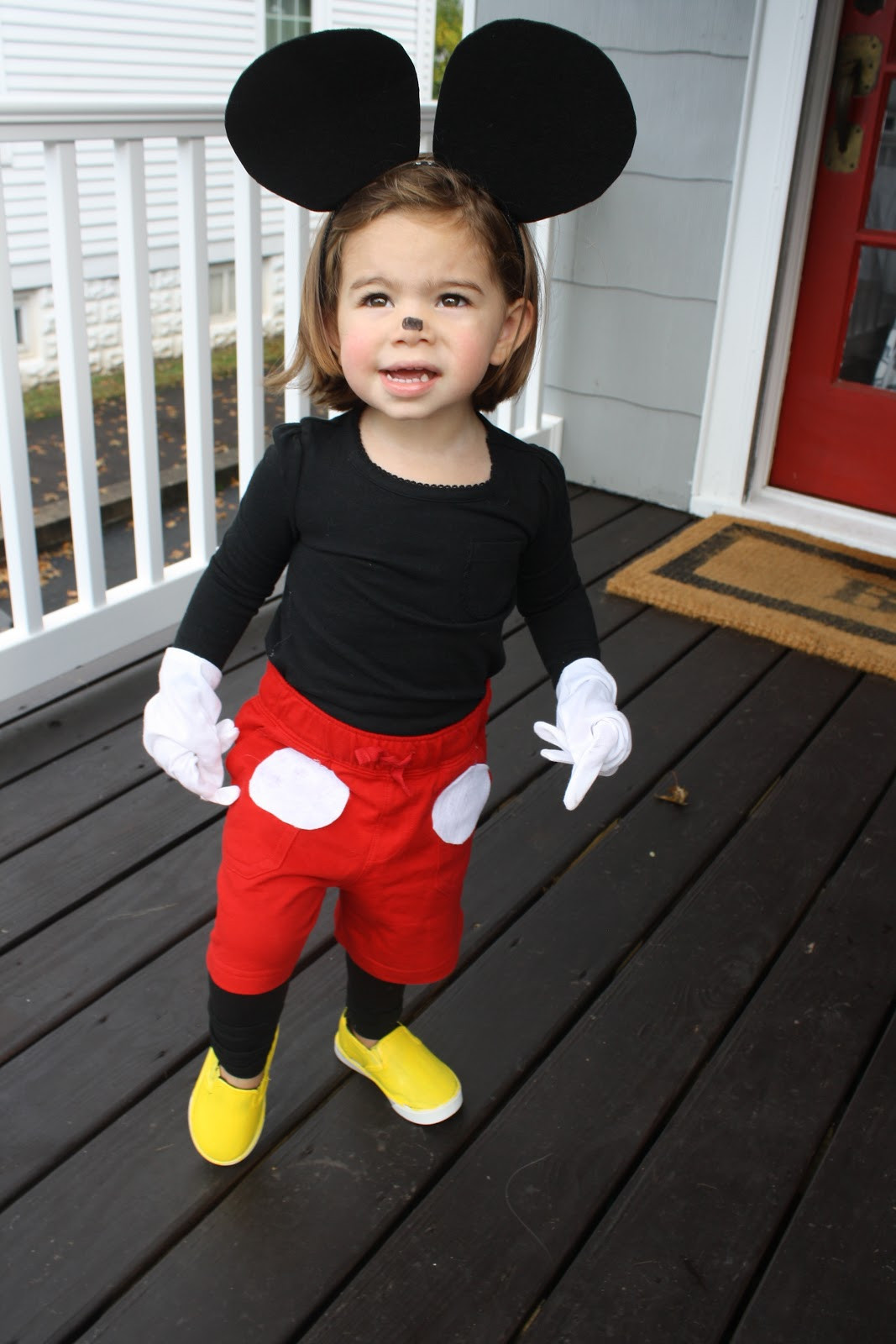 Mouse Costume DIY
 DIY Halloween Costume Mickey Mouse The Chirping Moms