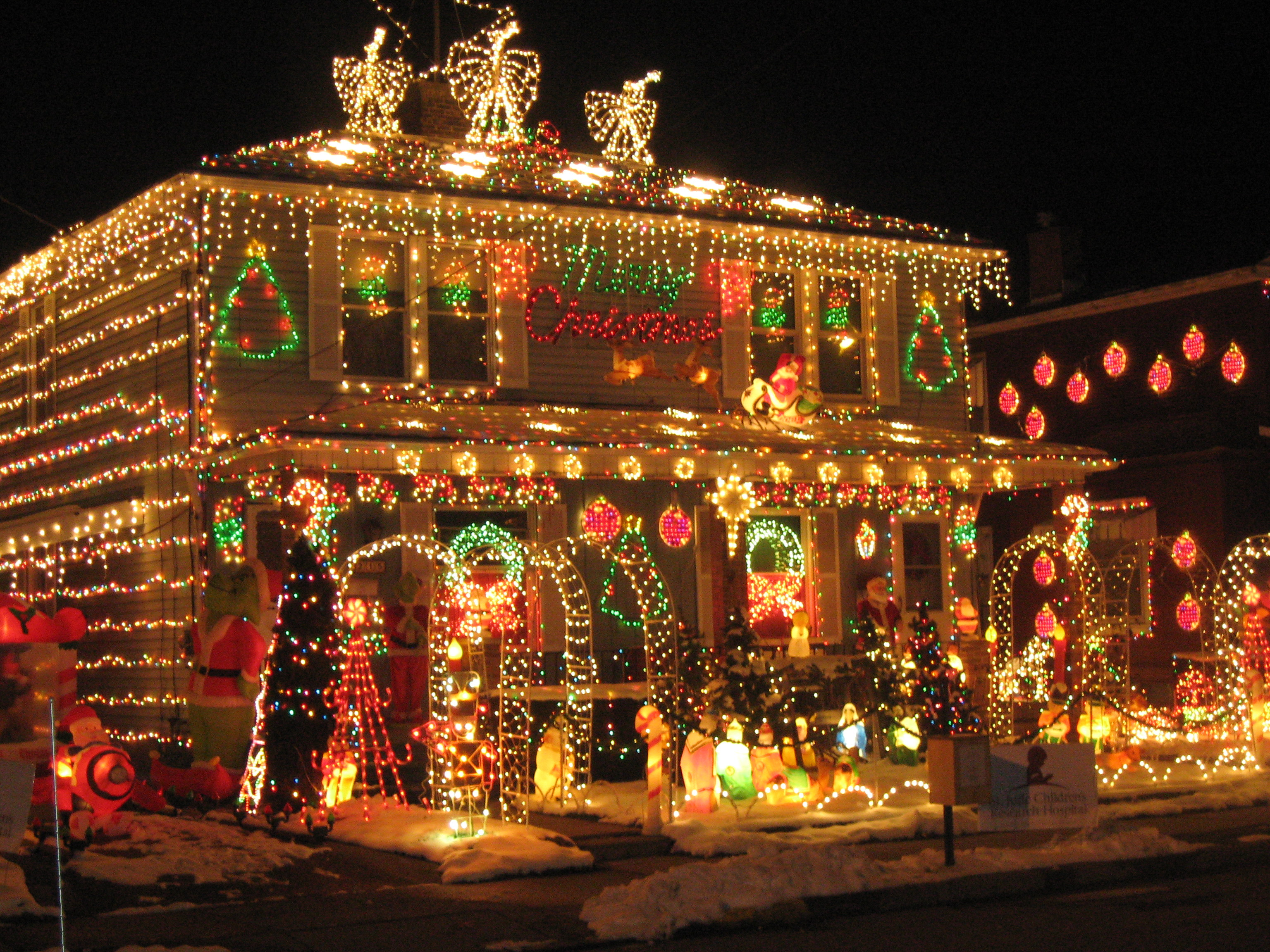 Musical Christmas Lighting
 Make your home Sparkle this Christmas – Christmas Lights