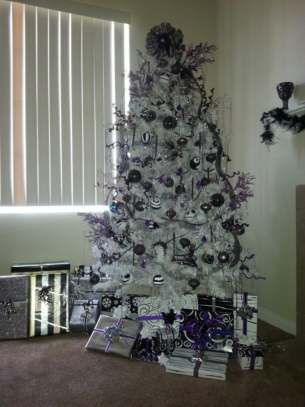 Nightmare Before Christmas Gift Ideas
 Best 25 Nightmare before christmas tree ideas on Pinterest