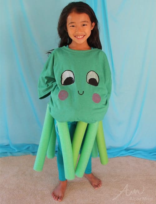 Octopus Costume DIY
 Octopus Costume for Kids Under the Sea Series