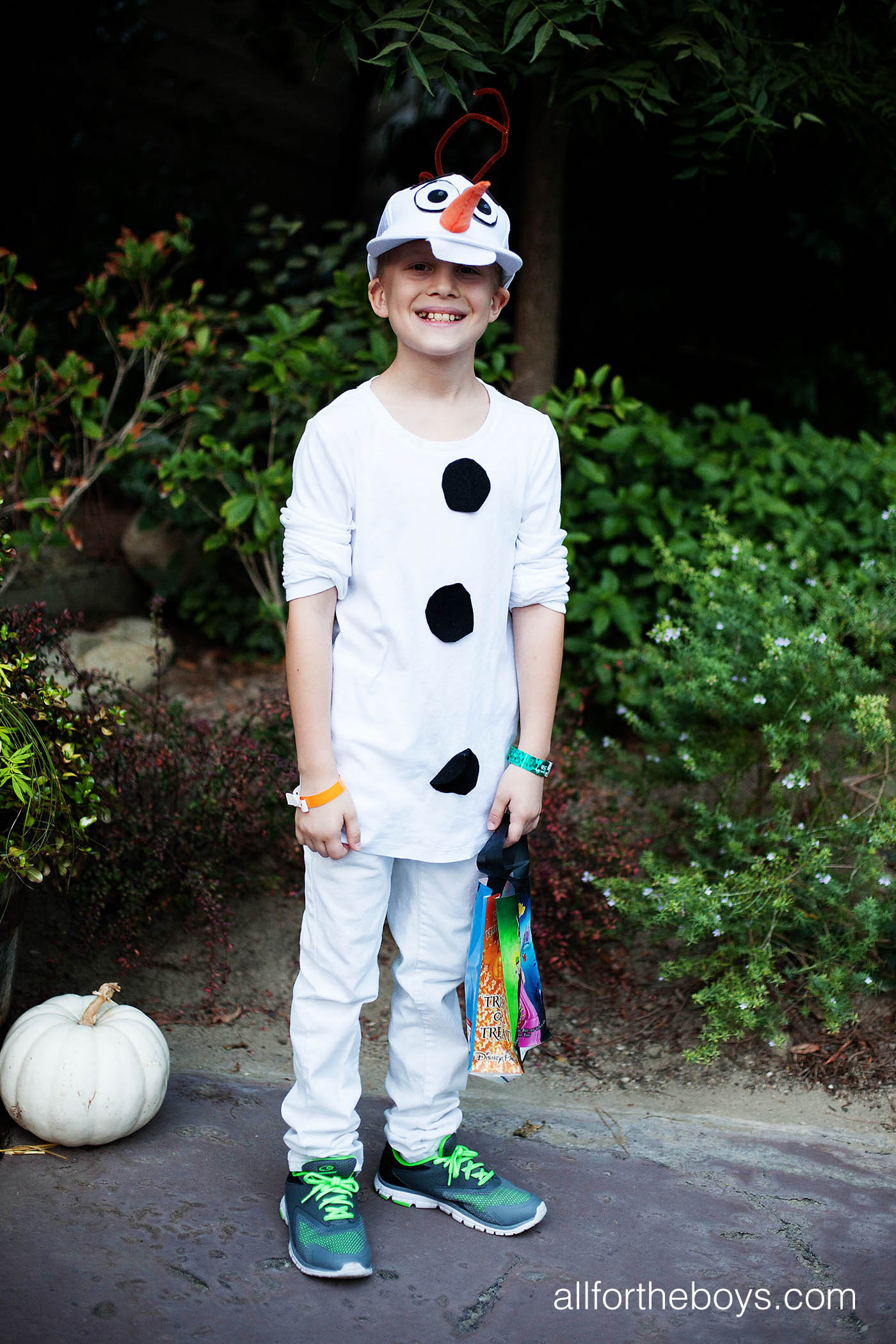 Olaf DIY Costumes
 DIY Kids Olaf Costume — All for the Boys