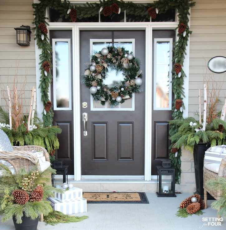 Outdoor Christmas Decorating Ideas
 DIY Ice Skate Wreath Decor Quick and Easy Setting for