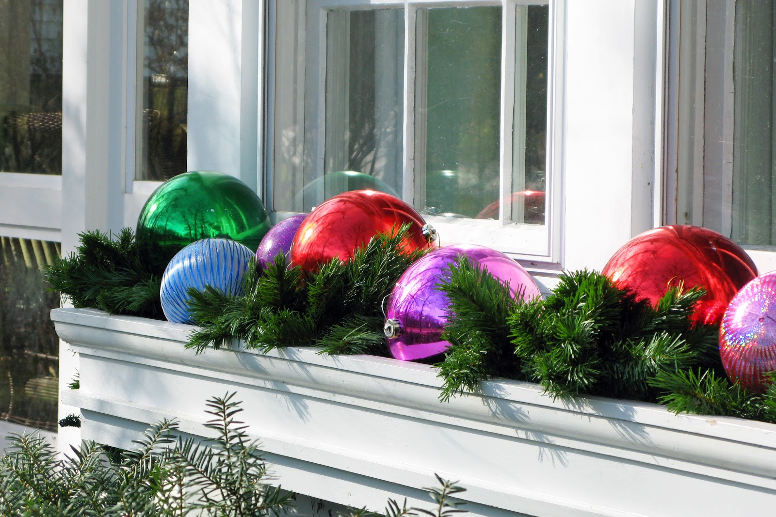 Outdoor Christmas Decorations
 Just Grand The Outdoor Decor 2012